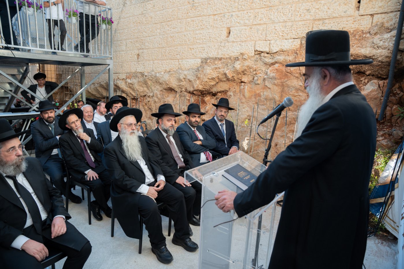 חנוכת מקווה טהרה בקריית יערים (צילום: יעקב כהן)