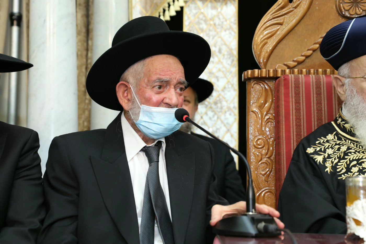 המונים בהקבלת פני רבו לראשון לציון מרן הרב יצחק יוסף שליט"א