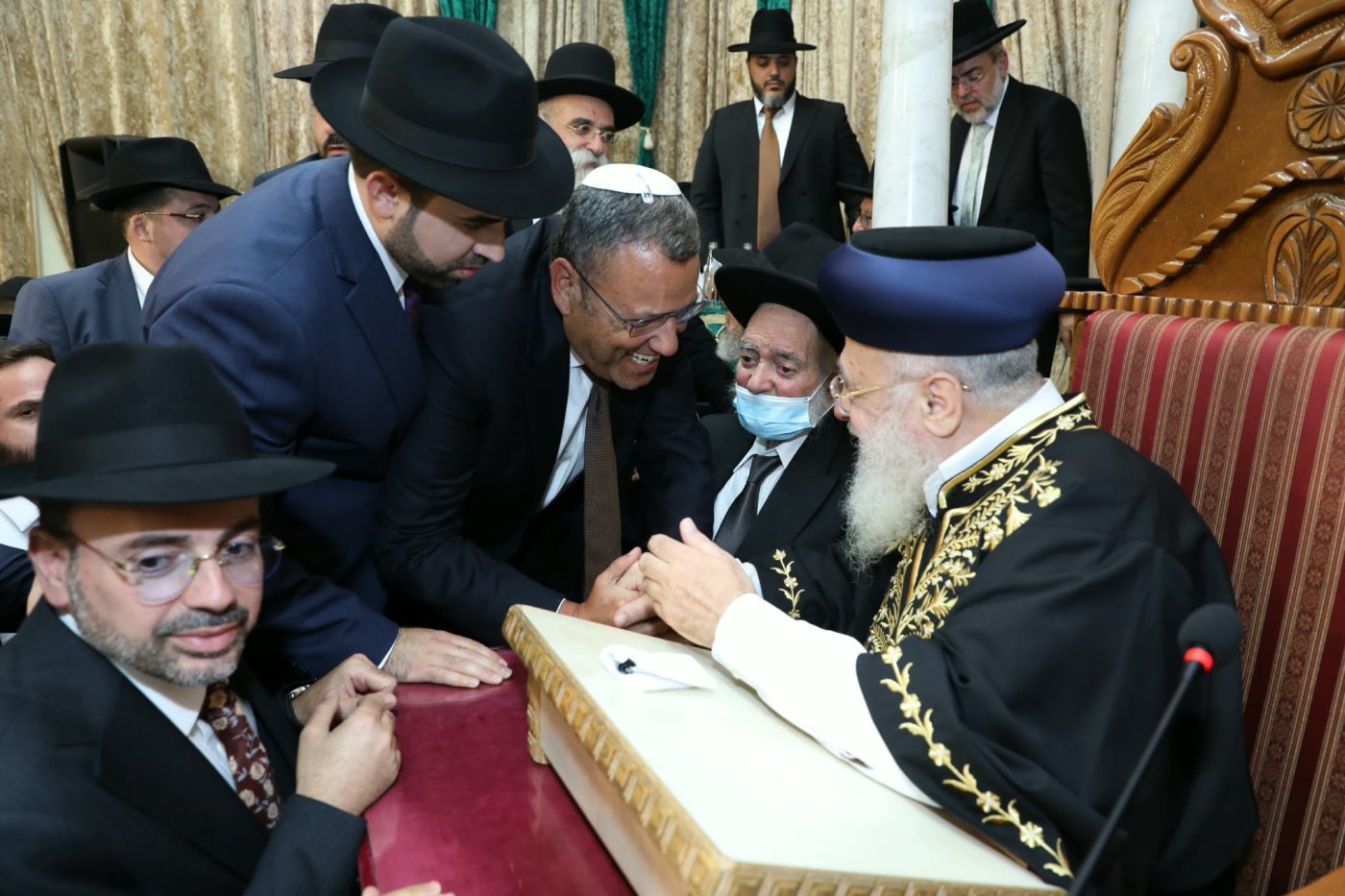 המונים בהקבלת פני רבו לראשון לציון מרן הרב יצחק יוסף שליט"א