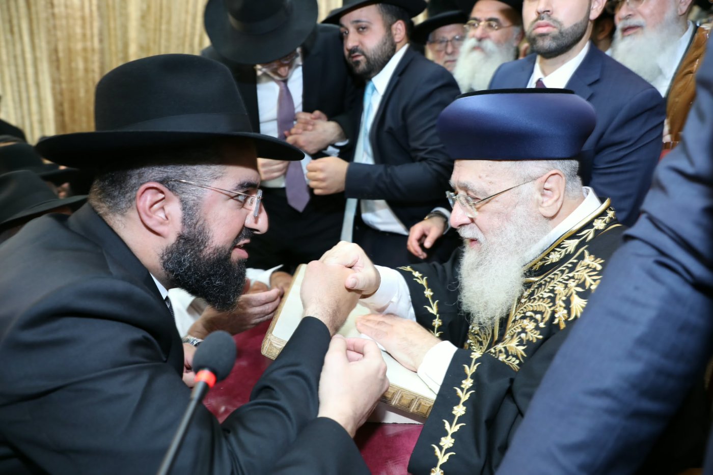 המונים בהקבלת פני רבו לראשון לציון מרן הרב יצחק יוסף שליט"א