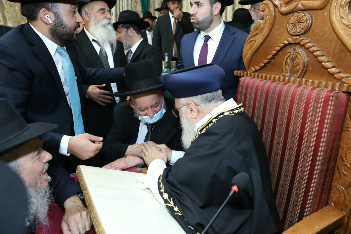 המונים בהקבלת פני רבו לראשון לציון מרן הרב יצחק יוסף שליט"א