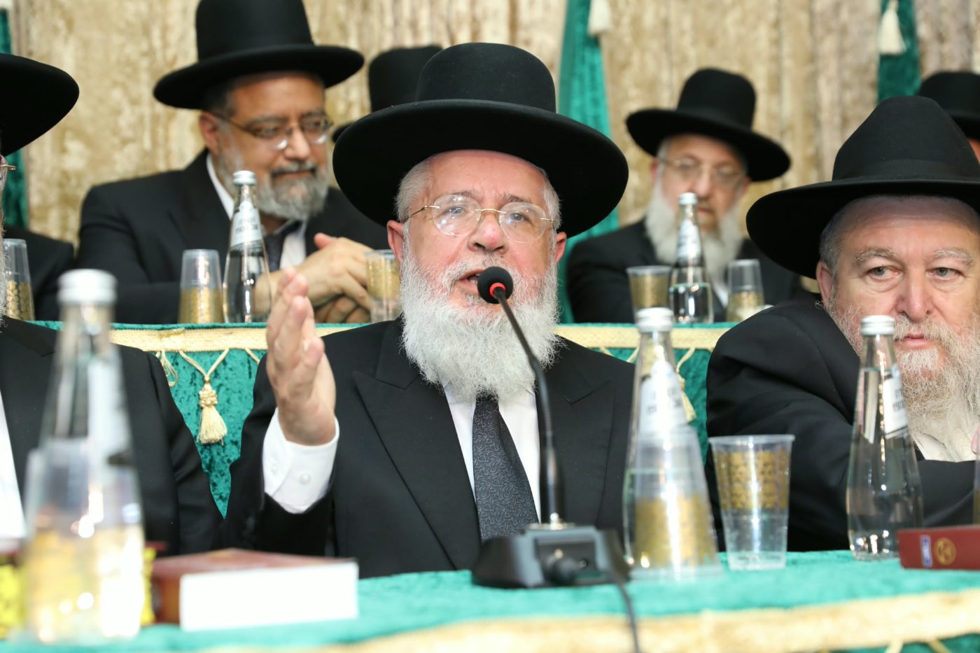 המונים בהקבלת פני רבו לראשון לציון מרן הרב יצחק יוסף שליט"א
