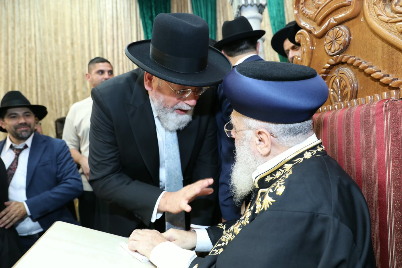 המונים בהקבלת פני רבו לראשון לציון מרן הרב יצחק יוסף שליט"א