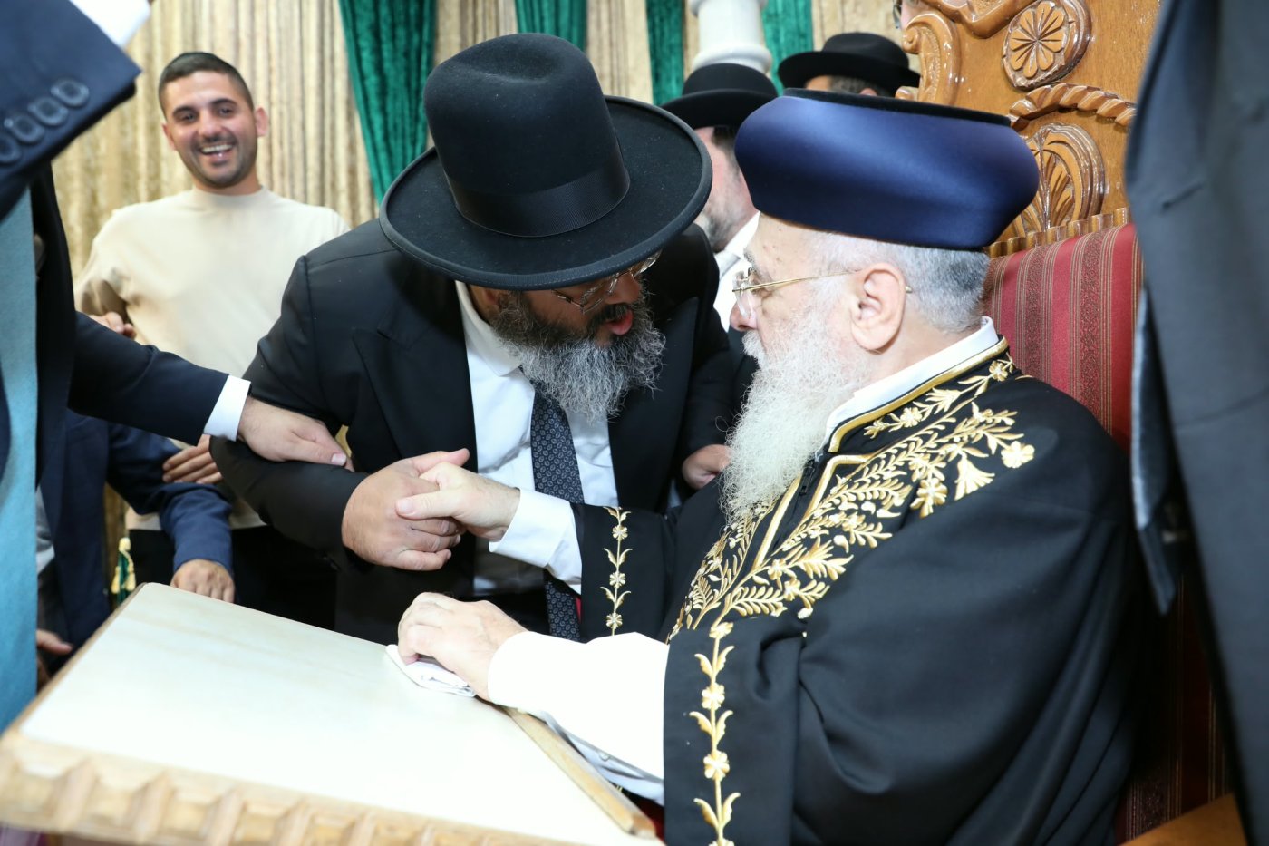 המונים בהקבלת פני רבו לראשון לציון מרן הרב יצחק יוסף שליט"א