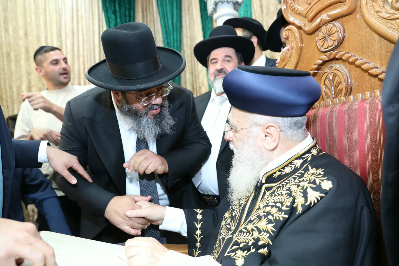 המונים בהקבלת פני רבו לראשון לציון מרן הרב יצחק יוסף שליט"א