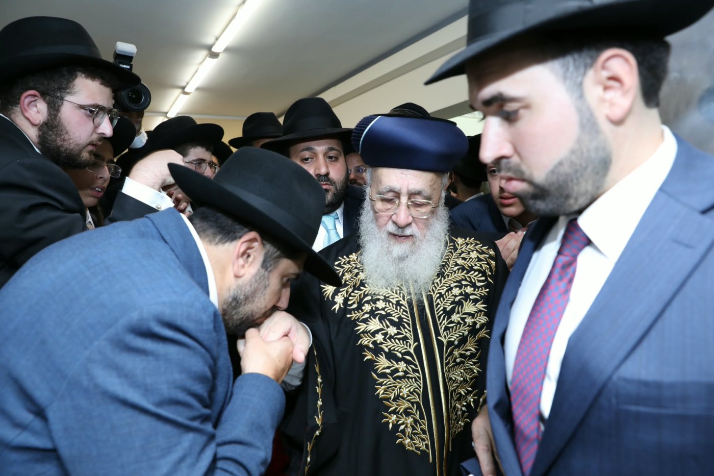 המונים בהקבלת פני רבו לראשון לציון מרן הרב יצחק יוסף שליט"א