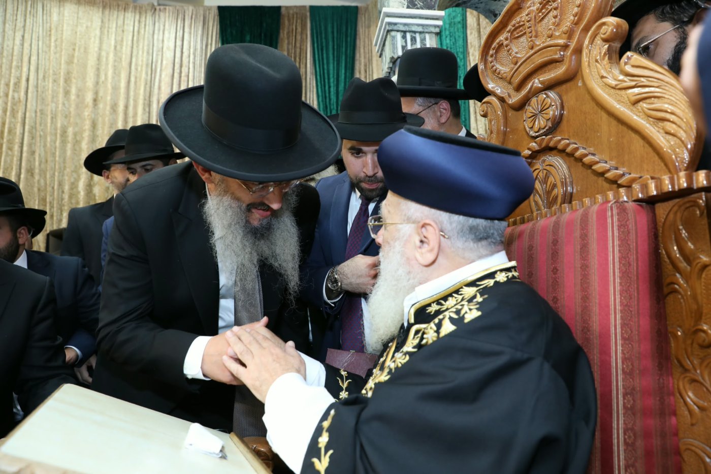 המונים בהקבלת פני רבו לראשון לציון מרן הרב יצחק יוסף שליט"א