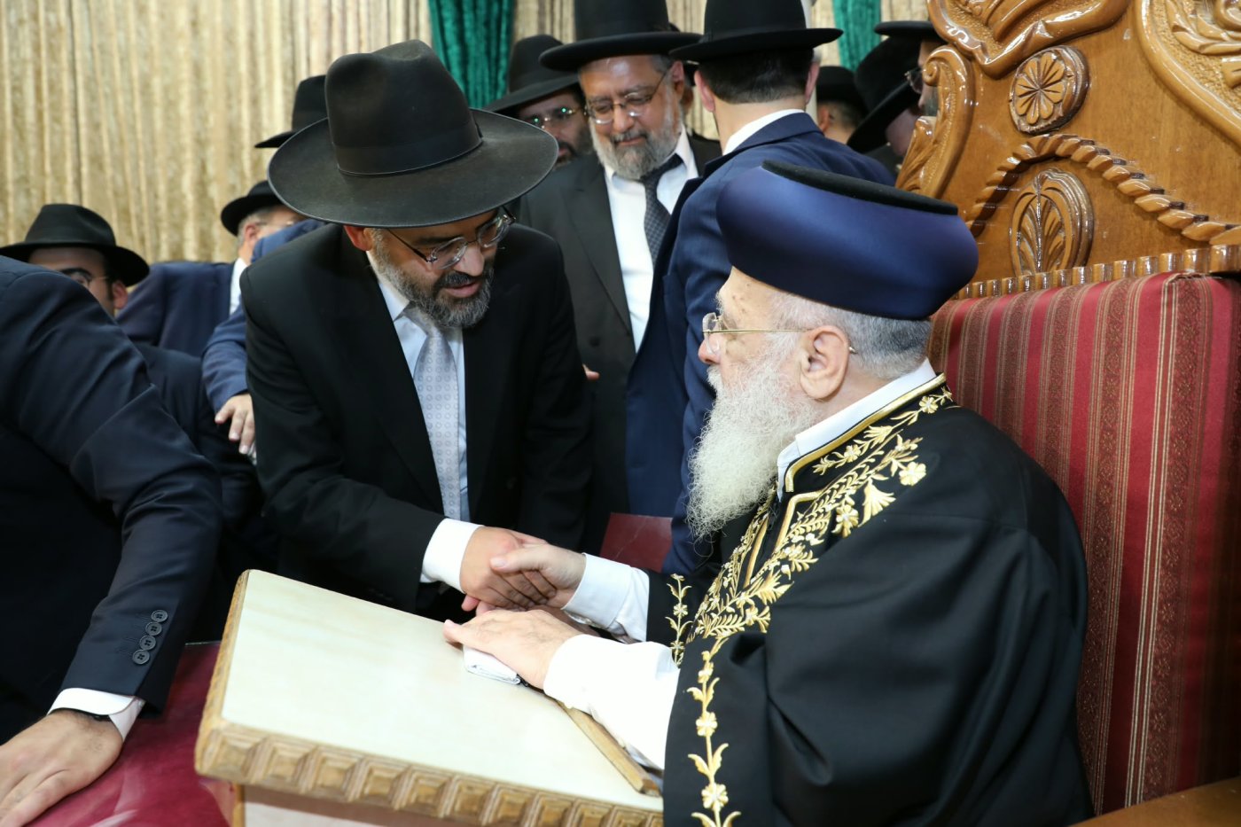 המונים בהקבלת פני רבו לראשון לציון מרן הרב יצחק יוסף שליט"א