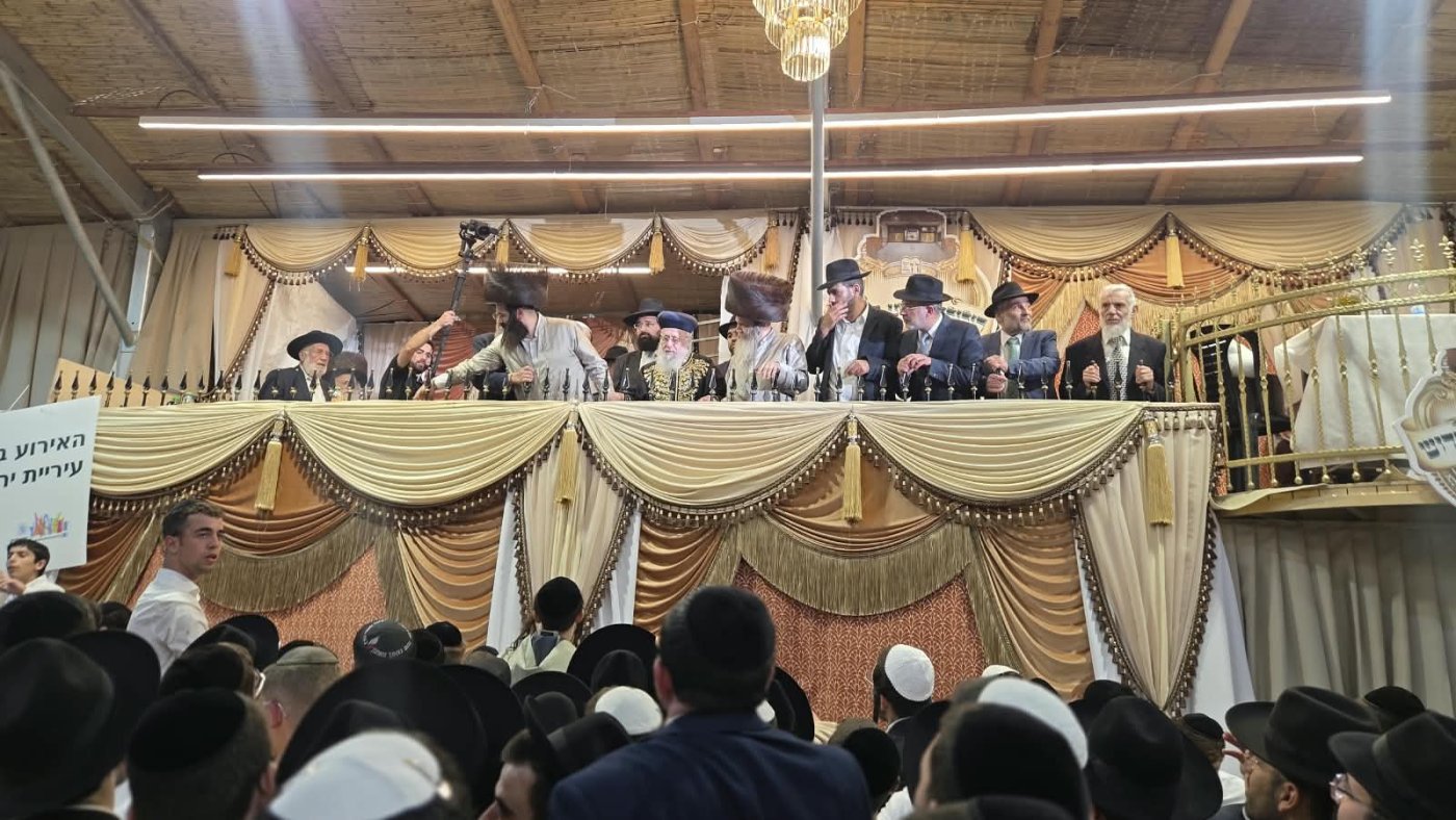 שמחת בית השואבה של הרב שלום ארוש שליט"א (צילום: ערוץ 2000)