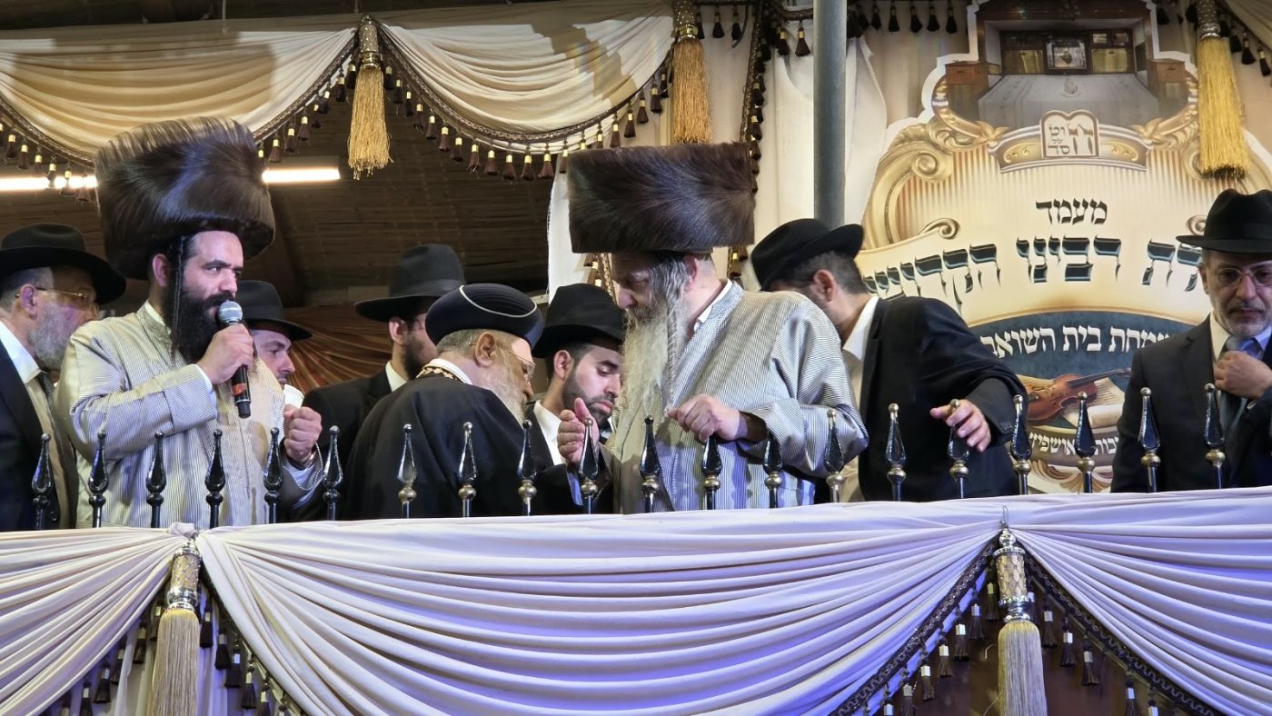 שמחת בית השואבה של הרב שלום ארוש שליט"א (צילום: ערוץ 2000)