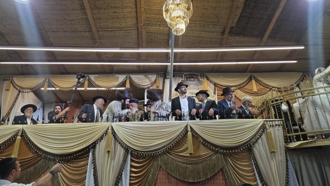 שמחת בית השואבה של הרב שלום ארוש שליט"א (צילום: ערוץ 2000)