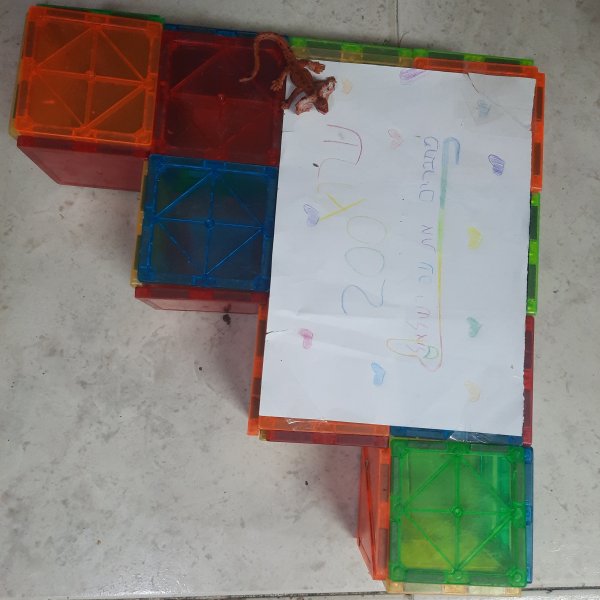 יצירה של ילדי 2000