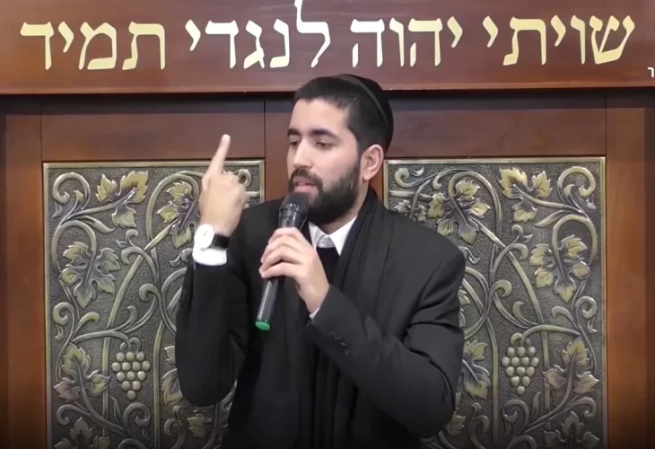 הרב שניר גואטה - כשאומרים שבח על יהודי בורא עולם יושב על כסא הכבוד‼ 