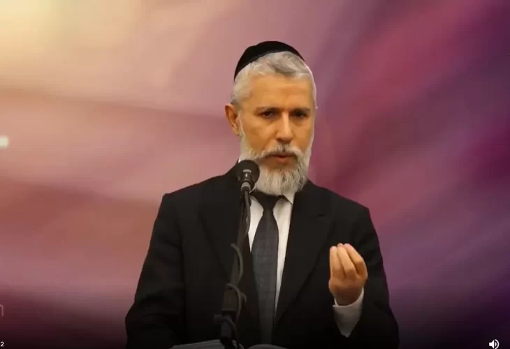 הרב זמיר כהן - האם לחיות את החיים בשמחה או בכובד ראש