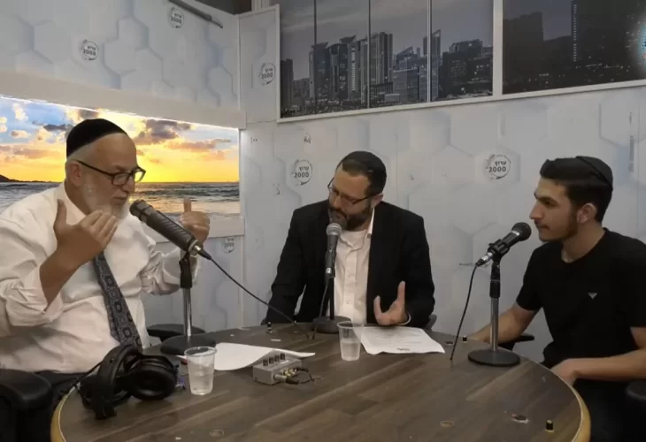 הרב צביקה בן דוד - הנער שזרק את הכיפה ונפל לרחוב מגיע לאולפן ופותח את כל הקלפים!