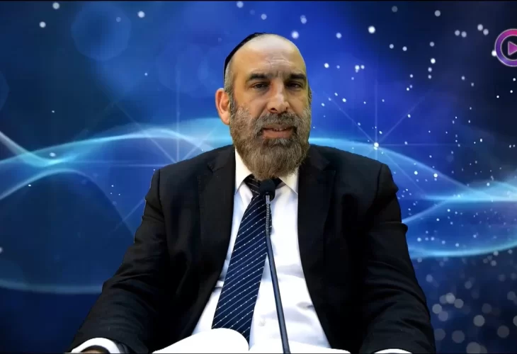 הרב עזרא שקלים: מתי מברכים ברכת מעין שלוש? ומהי ברכה אחרונה?