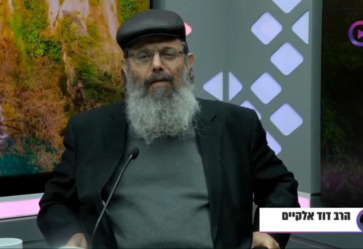 הרב דוד אלקיים: "התפללו שהדיבור יחזור לרב שלום ארוש"