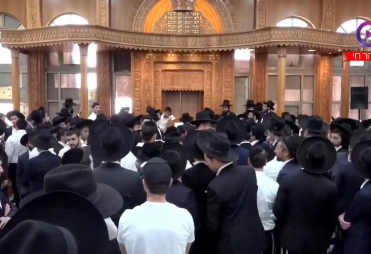 אבל כבד: מסע ההלוויה של הגאון הרב אליהו אבא שאול זצוק"ל