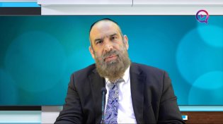 הרב עזרא שקלים: חובה לאכול חלב בשבועות? מה מסתתר במגילת רות?