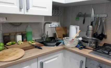 המטבח נקי אבל עדיין נראה מבולגן? זו הסיבה המפתיעה