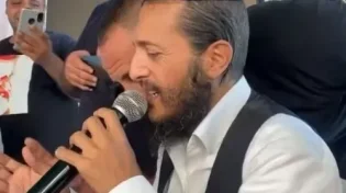 צמרמורת: הזמר ארז יחיאל בביצוע מיוחד ל "תיקון הכללי"
