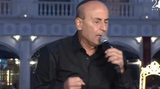 מרגש: הזמר איציק קלה מזכה את הרבים בברכת מזונות