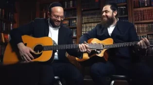 איתן כ"ץ ויוסף ג'ו ניוקומב - 'לולי תורתך'