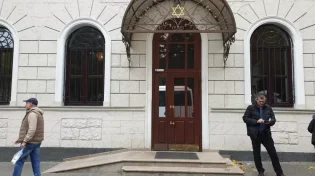 "למי שלא יכול להגיע": תיעוד מבית חב"ד בעיר הנצורה