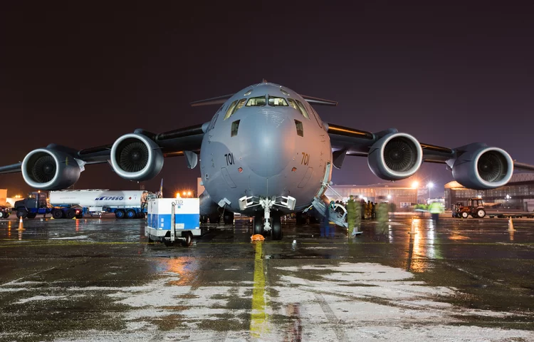מטלטל: רגע לפני שברחו מאוקראינה גילו שהן אחיות מטלטל: רגע לפני שברחו מאוקראינה גילו שהן אחיות