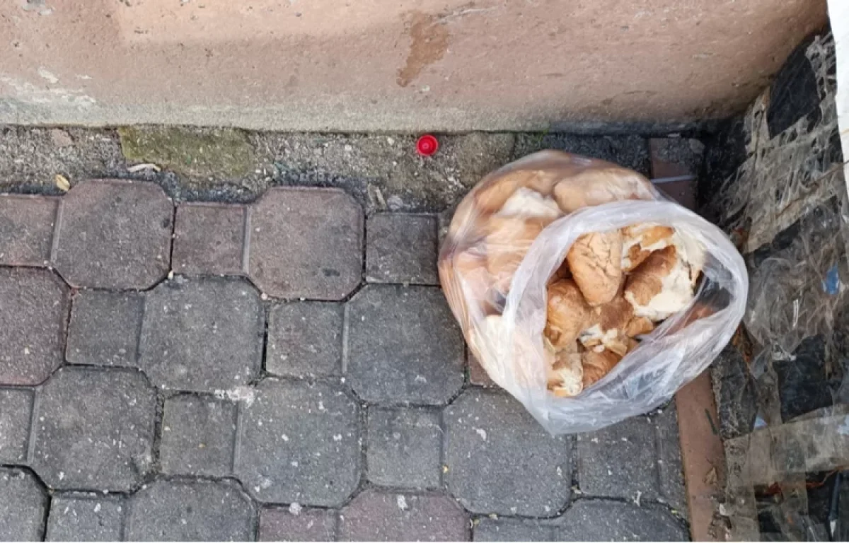 האם מותר לתלות לחם? תליית לחם