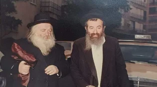 עיניים מאירות ופשטות כובשת | גלרייה נדירה של שר התורה זצ"ל
