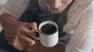 הכנת קפה או נס קפה בשבת: מותרת או אסורה?