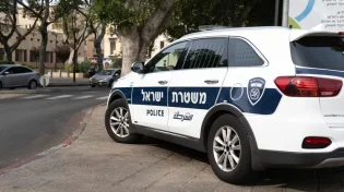 "אלוקים גדול": המחבלים לא מבחינים בעובר האורח שניצל בנס