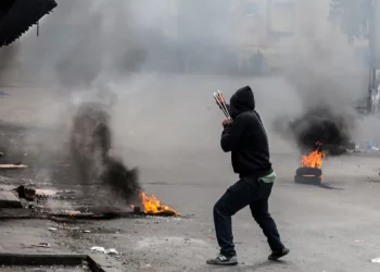 החשש מהסלמה: בבתי הכנסת מוציאים הנחיות לזיהוי מחבל 'מתחפש'