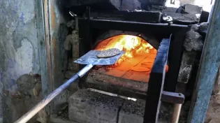 הילוך מהיר: התהליך המדהים של הכנת המצות ב-2 דקות