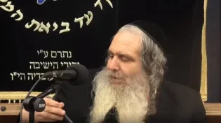 כמה דקות לפני שבת - זו המלאכה שעשה הרב ארוש