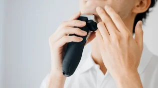 למה לדתיים אסור להתגלח?