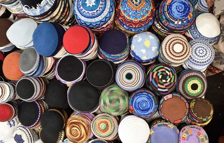 למה דתיים שמים כיפה? למה חובשים כיפה? למה דתיים שמים כיפה? למה חובשים כיפה?