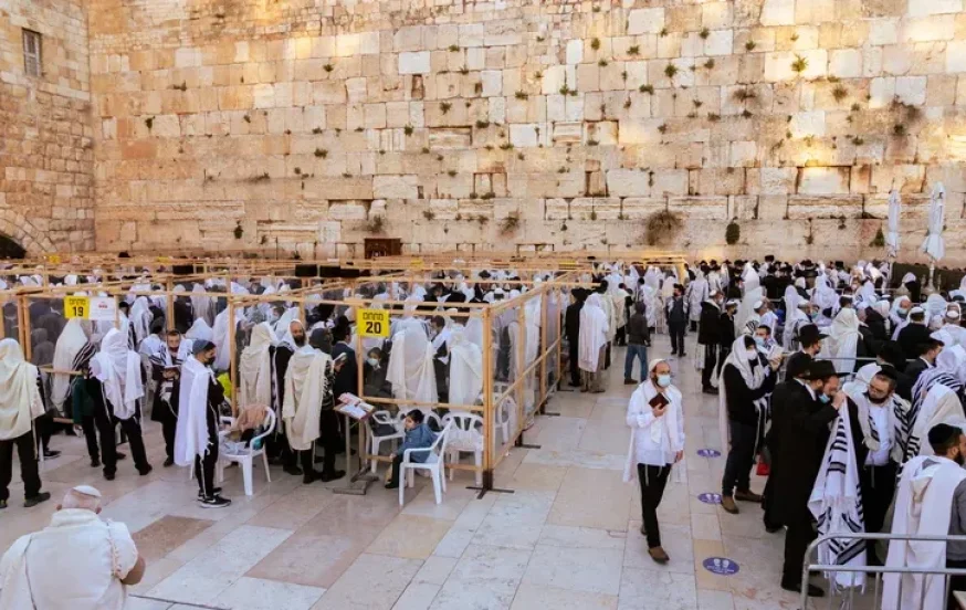 האם אומרים הלל בחול המועד פסח? הלל בחול המועד פסח האם אומרים הלל בחול המועד פסח? הלל בחול המועד פסח