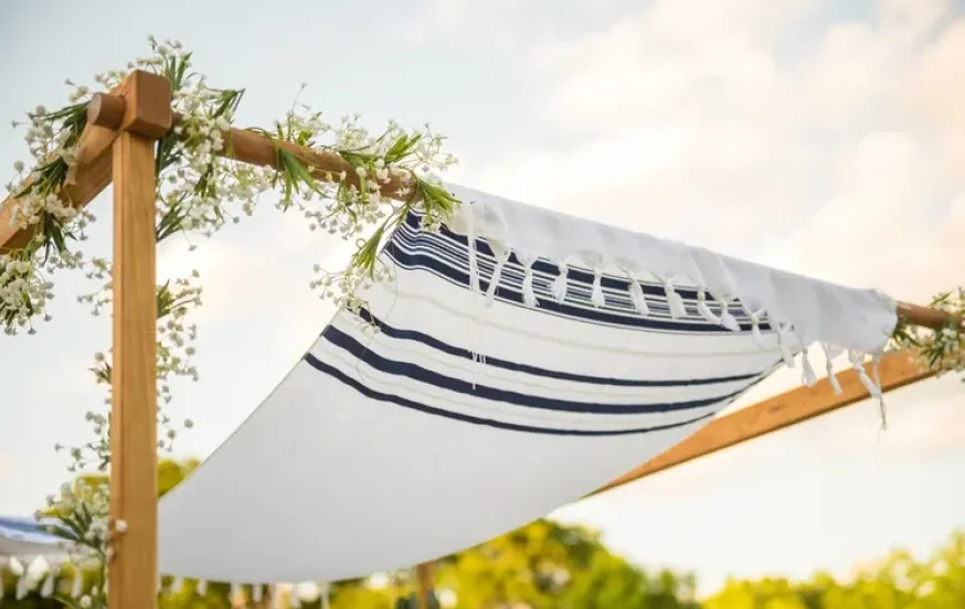 מותר להתחתן בחול המועד פסח? האם מותר ללכת לחתונה בחול המועד מותר להתחתן בחול המועד פסח? האם מותר ללכת לחתונה בחול המועד