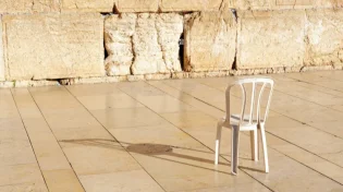 האם נשים חייבות בצום י"ז בתמוז?