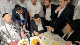 "כאשר אדם צריך לישועה שיברך בכוונה 'שהכל נהיה בדברו' ויוושע"