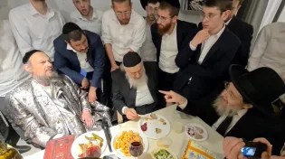 "כאשר אדם צריך לישועה שיברך בכוונה 'שהכל נהיה בדברו' ויוושע"