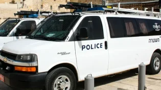 חיללו ספר תורה: נשות הפרובוקציה הגיעו הבוקר לרחבת הכותל
