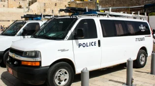 חיללו ספר תורה: נשות הפרובוקציה הגיעו הבוקר לרחבת הכותל