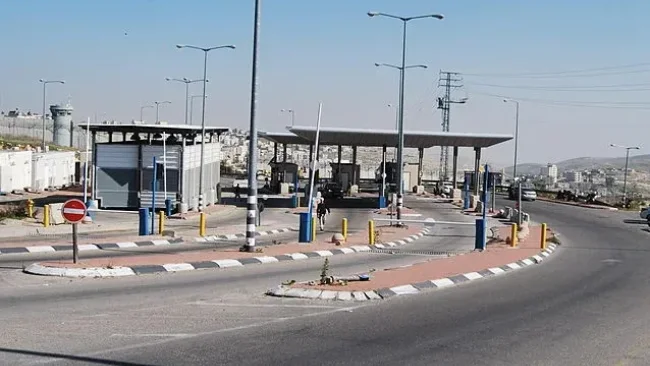 איך הגיב הרב עובדיה יוסף כשחיילים עצרו אותו לבדיקה במחסום?