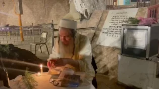 סרטון נדיר של הרב שלום מתועד בהבדלה במרוקו