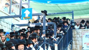 "הבן שלי בפנים": הרב פנגר חושף מה קרה לאח שלו באסון מירון