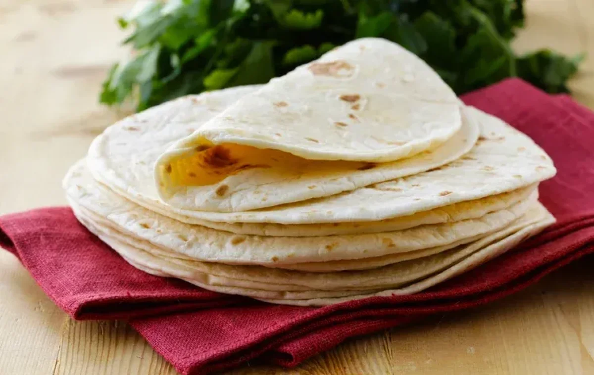 האם מברכים ברכת המזון על טורטיה? טורטיה מזונות או המוציא
