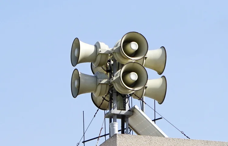 פאניקה: אזעקת שווא נשמעה ברחבי ת"א פאניקה: אזעקת שווא נשמעה ברחבי ת"א